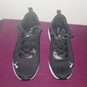 Puma Men's running shoes size 11